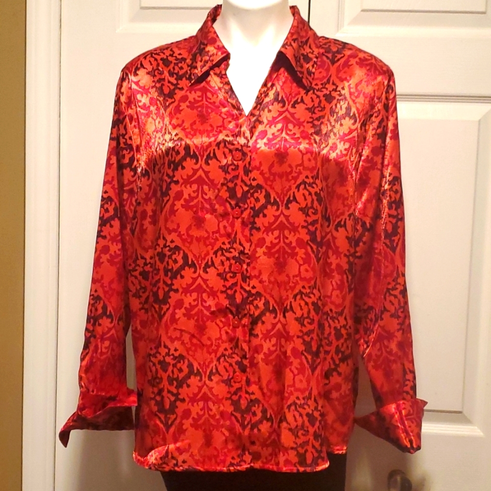 Jennifer Lloyd Woman Red Printed Button Down Long Sleeve Top - Size 2X